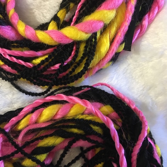 Braids & twists - rave party hair made for you💕 - Picture 6 of 6